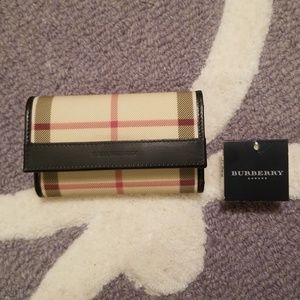 Burberry key case